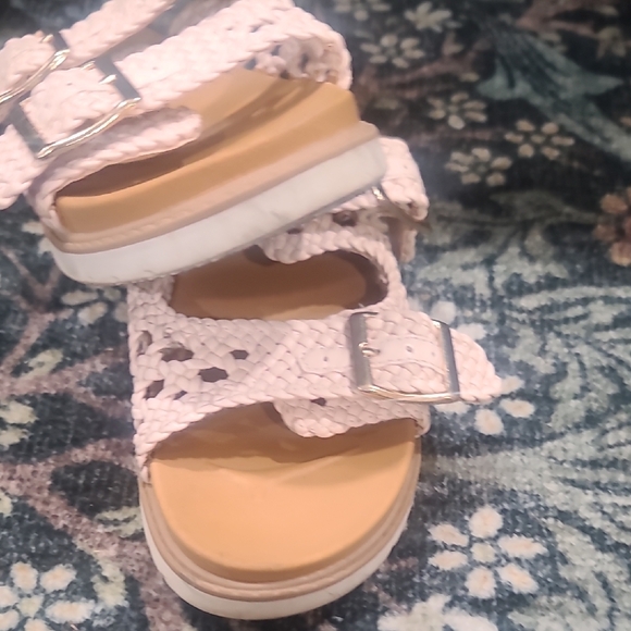 Girls Pink Cat & Jack Double Buckle Sandals - Picture 3 of 4